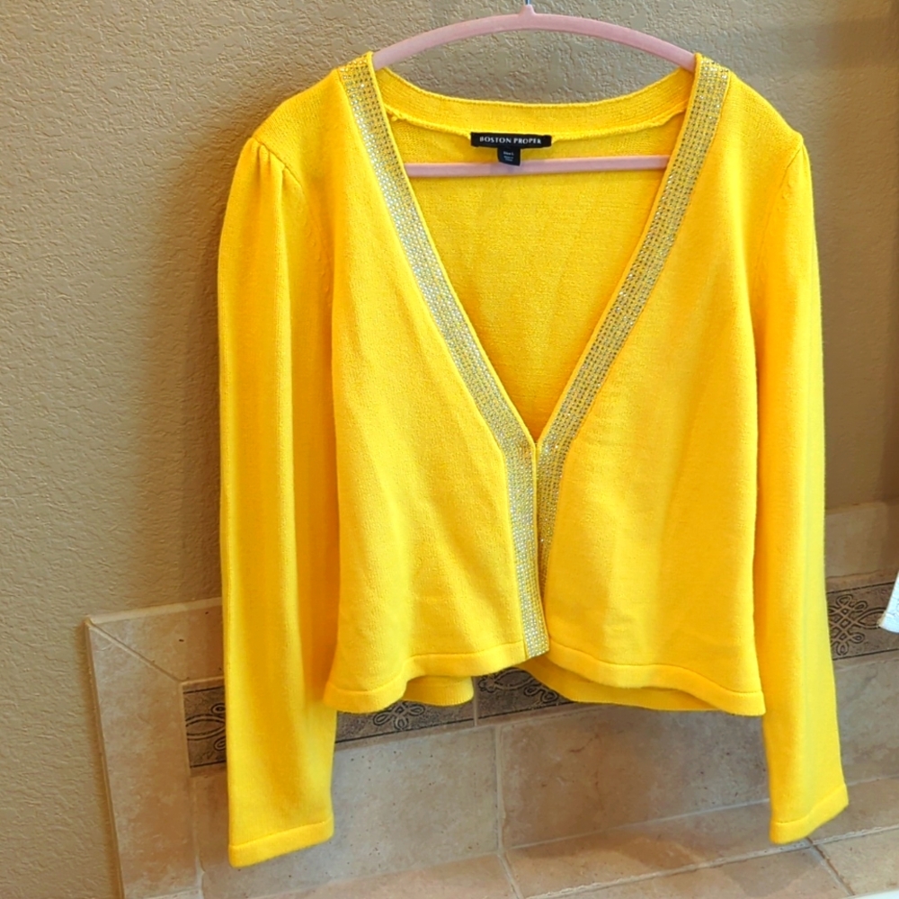 Boston Proper Bright Yellow Embellished Cropped Puff Sleeve Sweater Card…